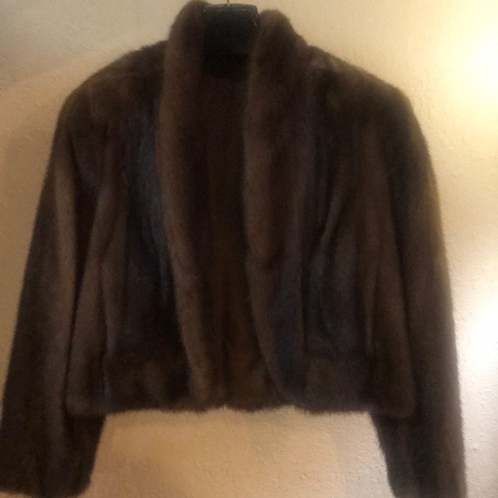Short brown mink with vertical pellets